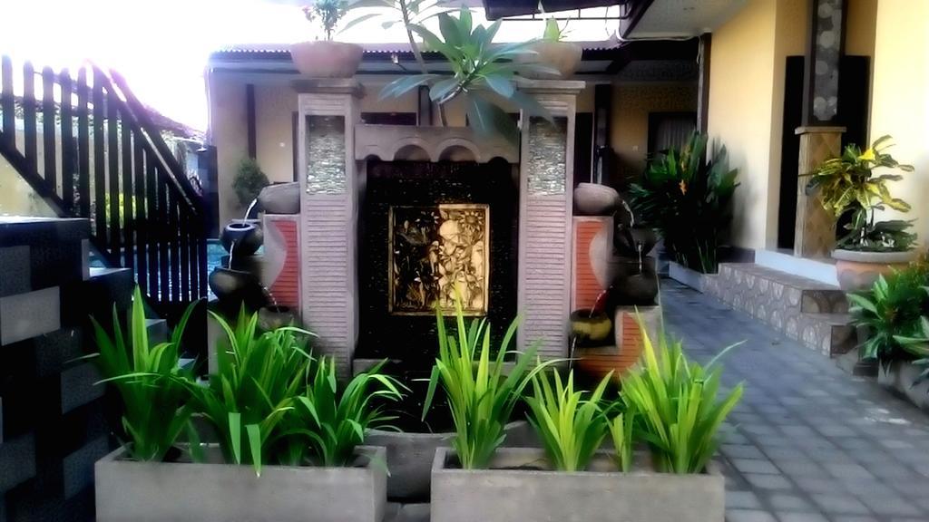 Taxa Uma Hotel Kuta Lombok Exterior foto